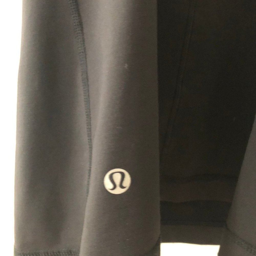 LuLuLemon - Picture 6 of 6